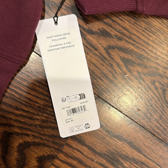 ALO Yoga Deep Burgundy Turtleneck Sweater - Picture 3 of 4
